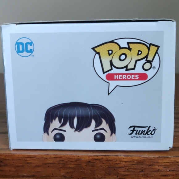 Funko Pop 201 - The Flash (Unmasked) - Picture 5 of 8